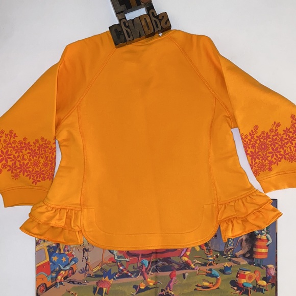 OILILY Ruffled Hem Flower Embellished Sweatshirt - Picture 7 of 8